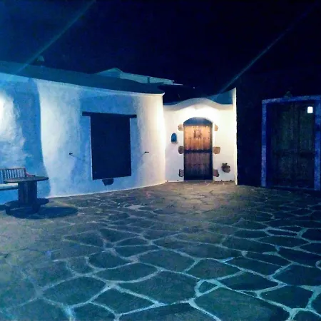Casa Cabrera La Escuelita Los Valles. Teguise * Teguise (Lanzarote)