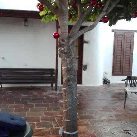 Casa Cabrera La Escuelita Los Valles. Teguise *